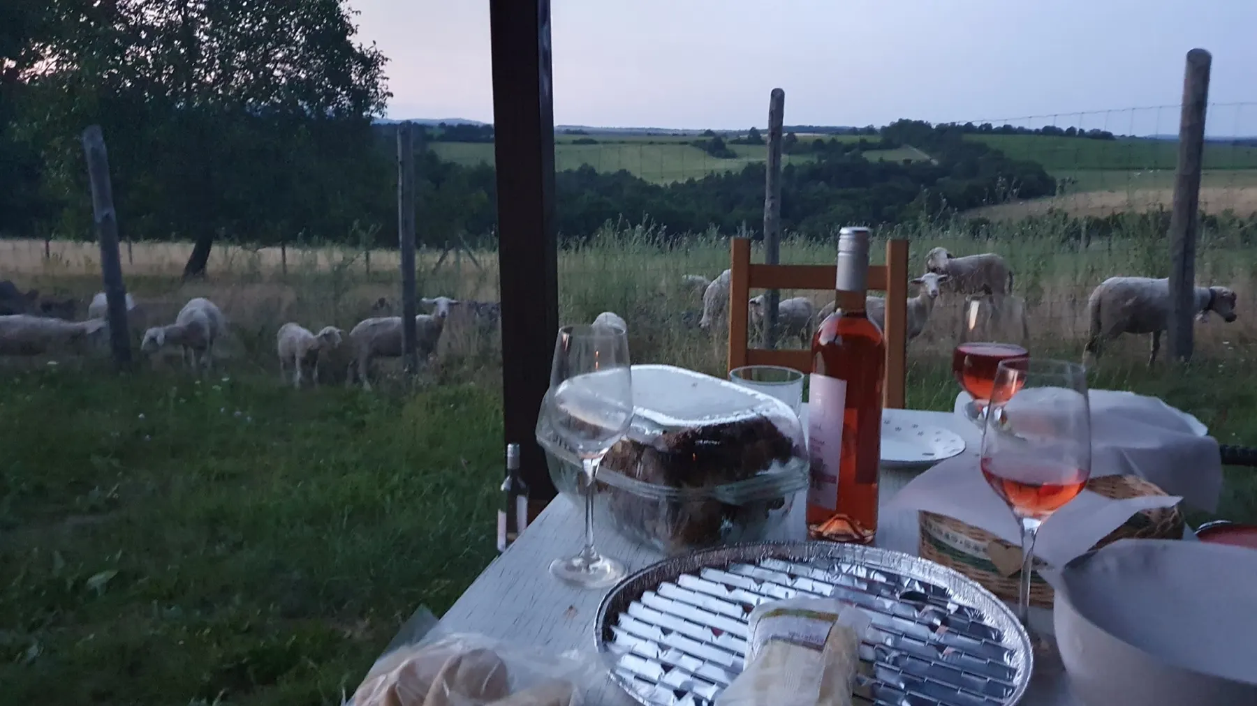 Spálňa z čerešne — fotka 7